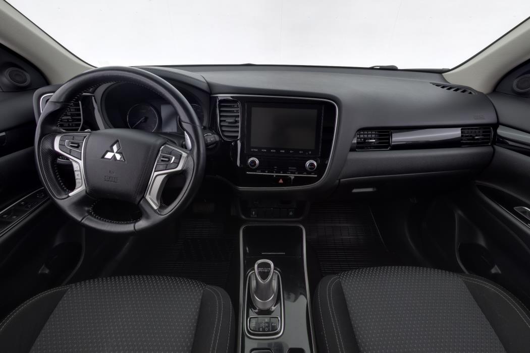 MITSUBISHI OUTLANDER PHEV 2021