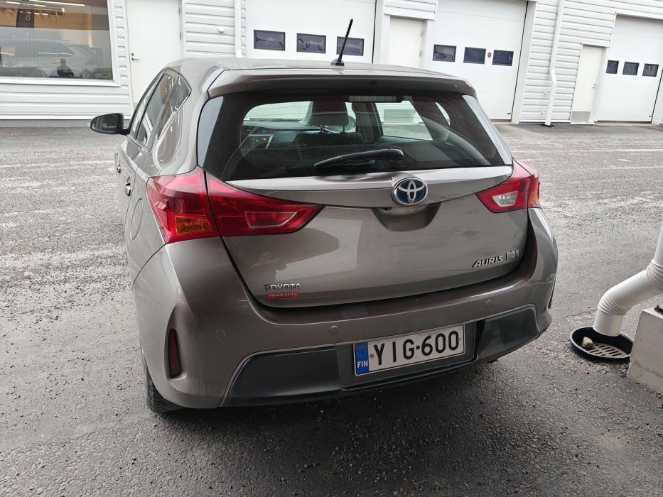 Toyota Auris 2013