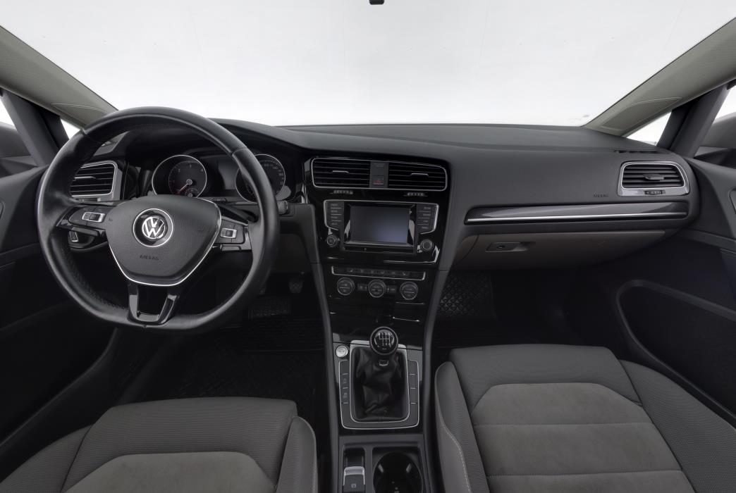 VOLKSWAGEN GOLF 2013