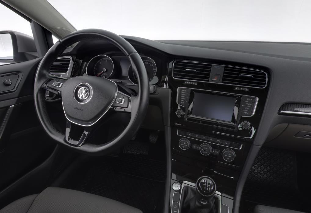 VOLKSWAGEN GOLF 2013