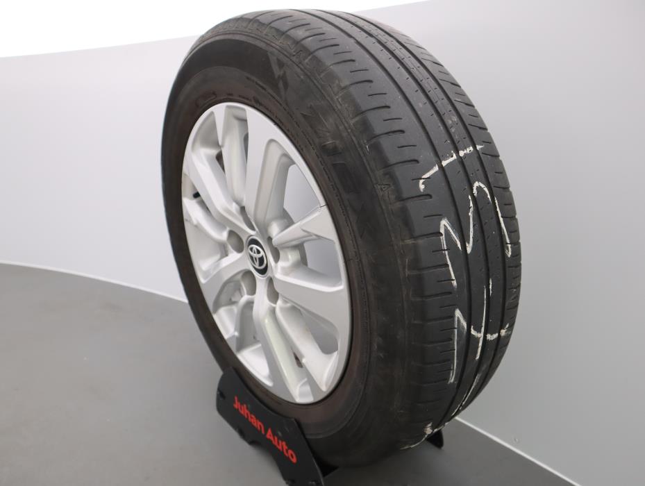 TOYOTA Yaris Cross 2022