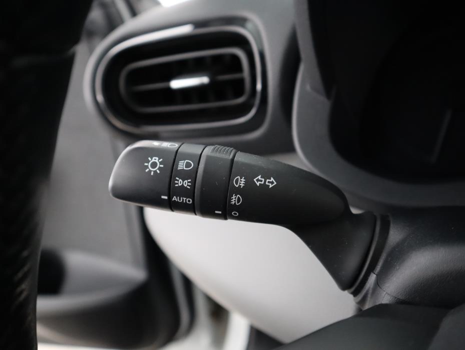 TOYOTA Yaris Cross 2022