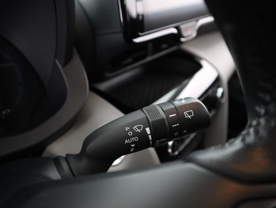 TOYOTA Yaris Cross 2022