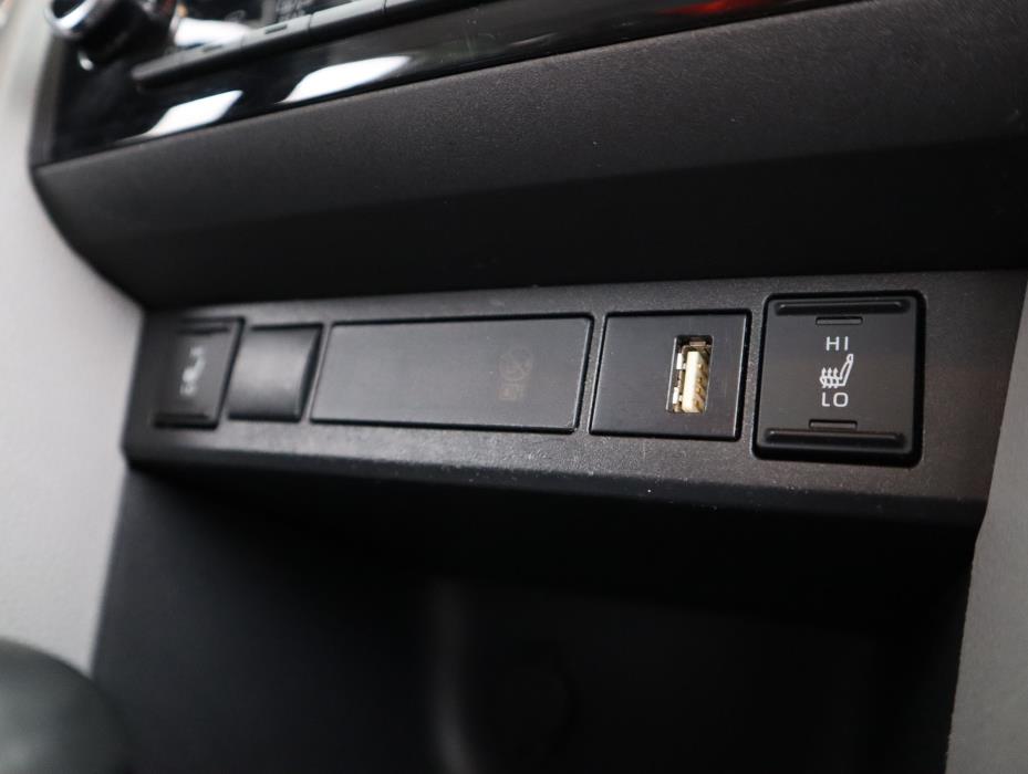 TOYOTA Yaris Cross 2022