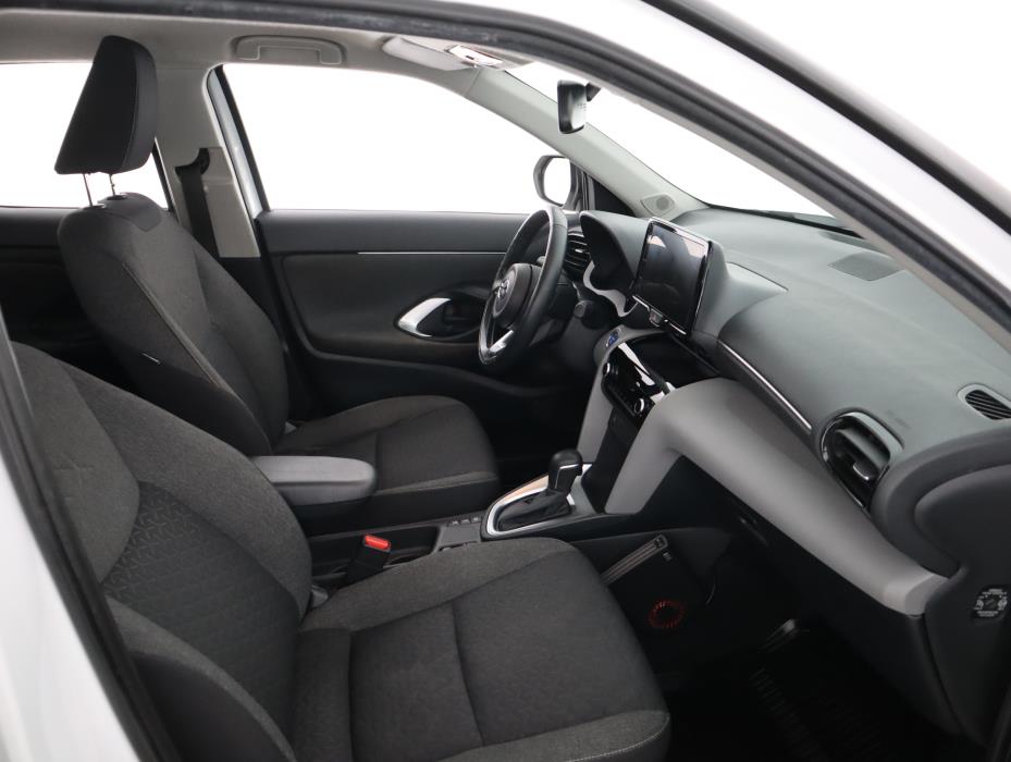 TOYOTA Yaris Cross 2022