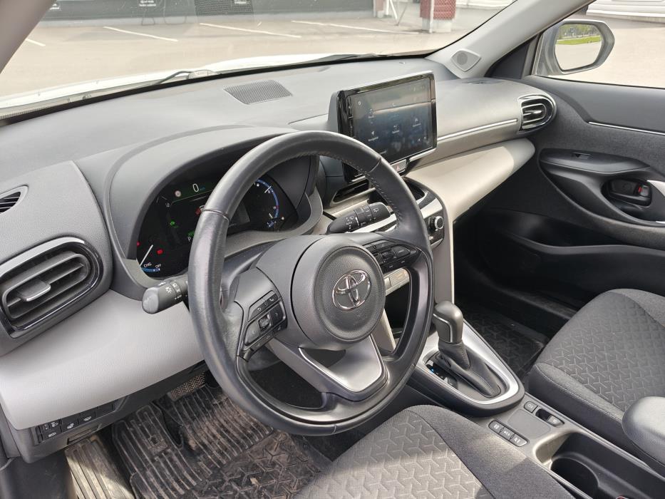 TOYOTA Yaris Cross 2022