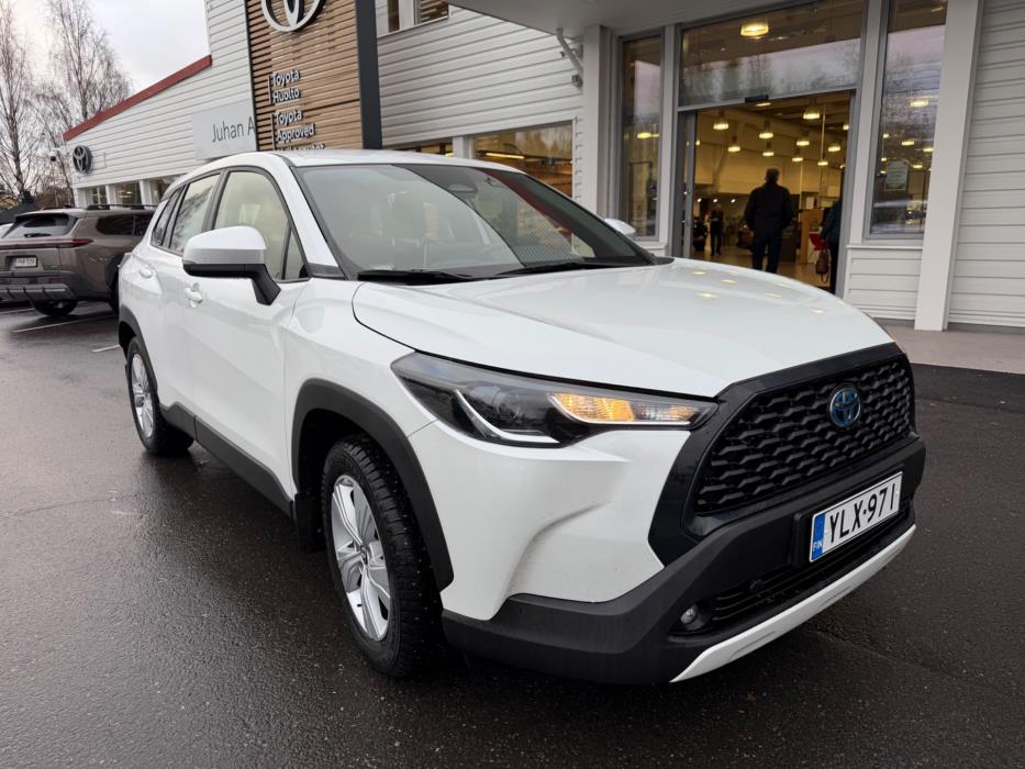 TOYOTA Corolla Cross 2023