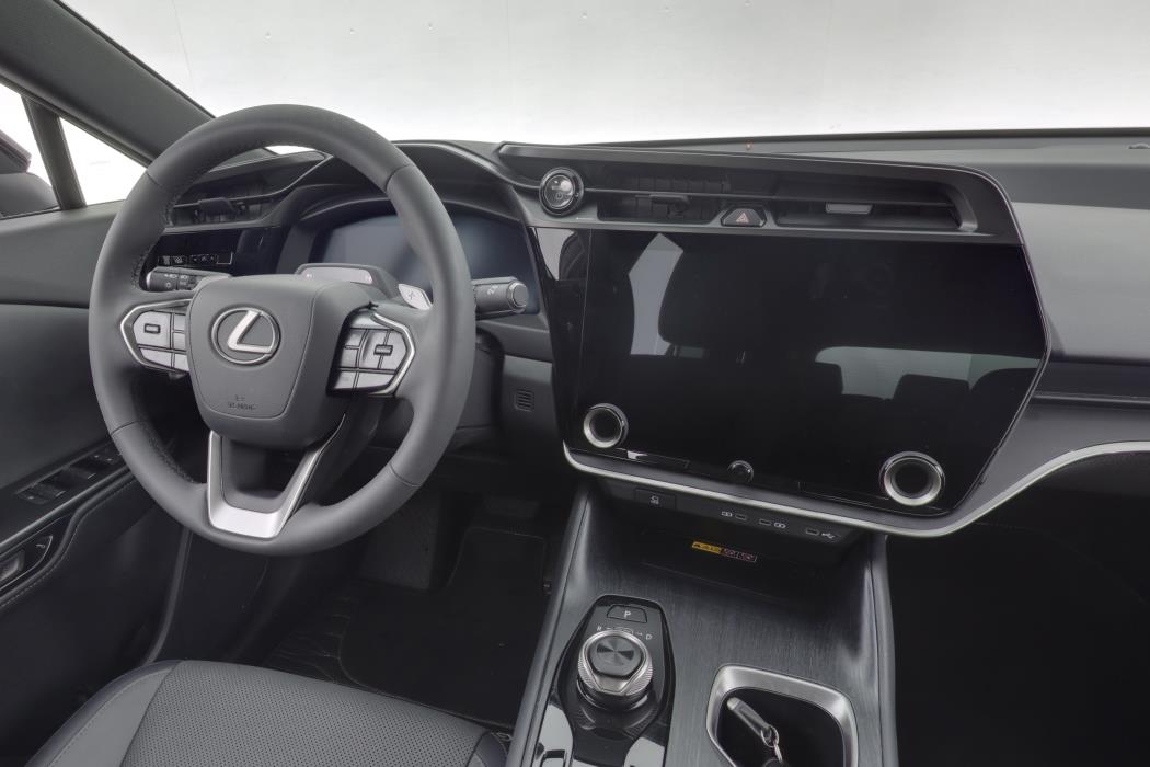 LEXUS RZ 2026