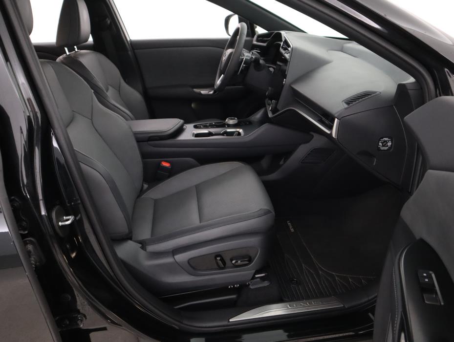 LEXUS RZ 2026