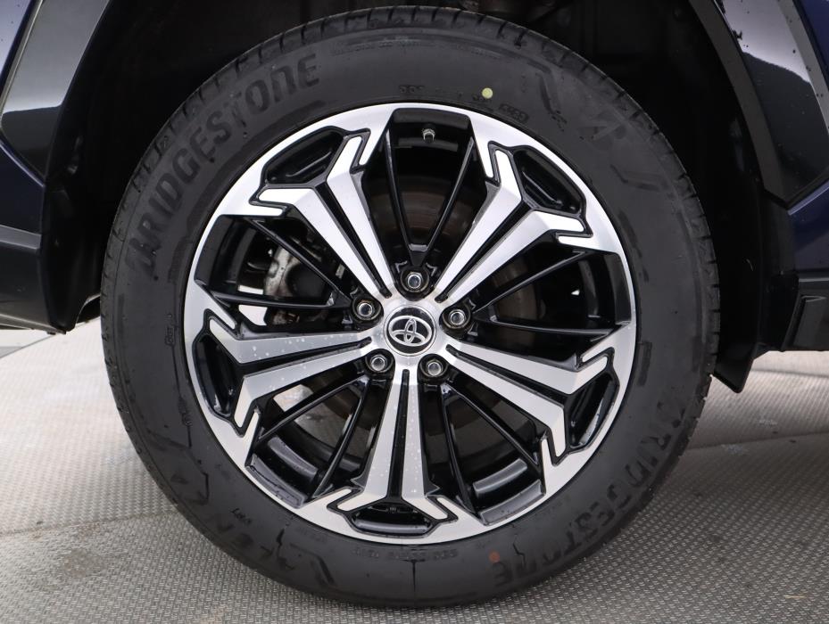 TOYOTA RAV4 Plug-in 2024