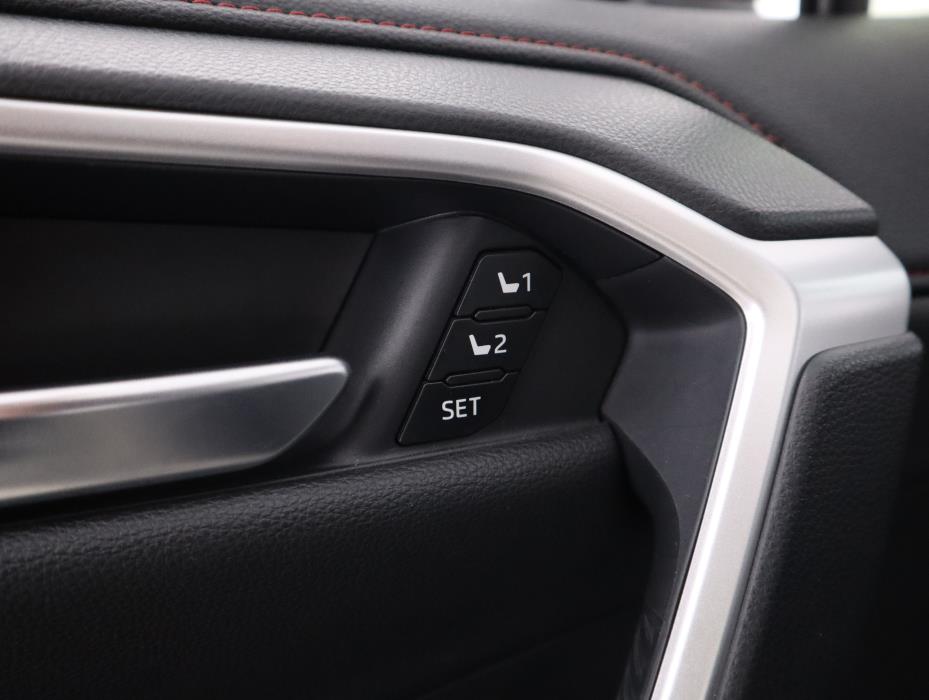 TOYOTA RAV4 Plug-in 2024