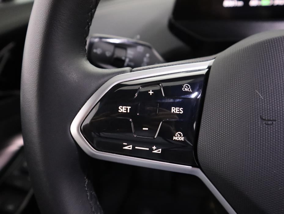 VOLKSWAGEN ID.4 2025
