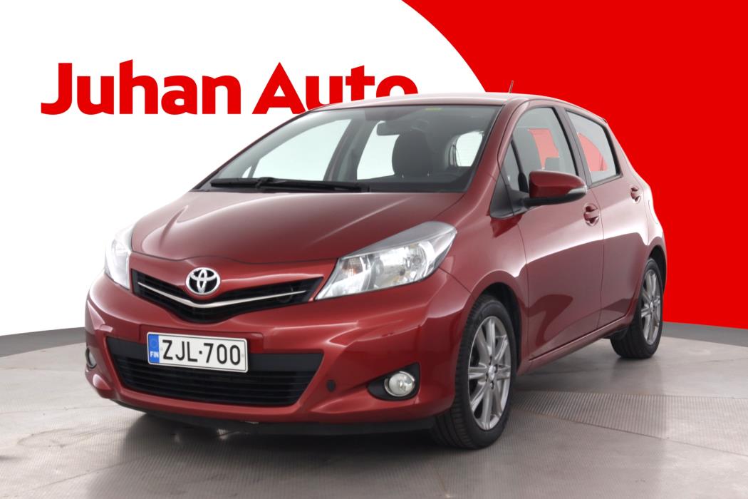 TOYOTA Yaris 2012