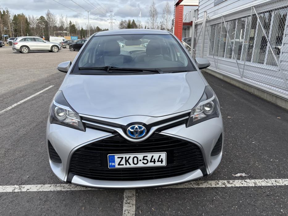 Toyota Yaris 2015