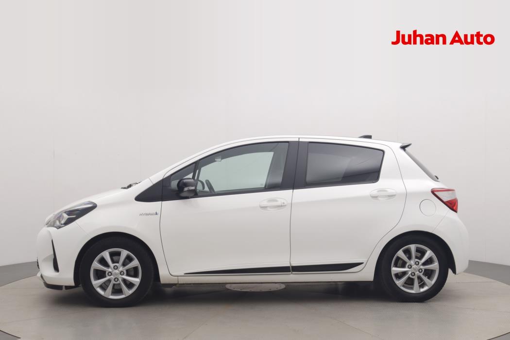 TOYOTA Yaris 2019