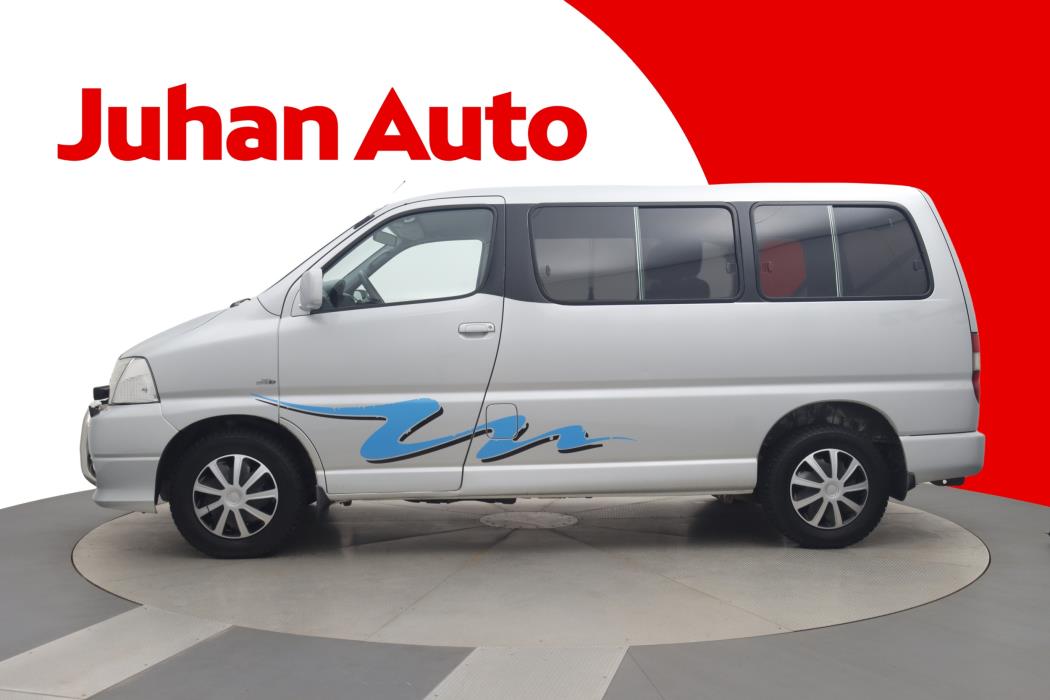 TOYOTA Hiace 2008