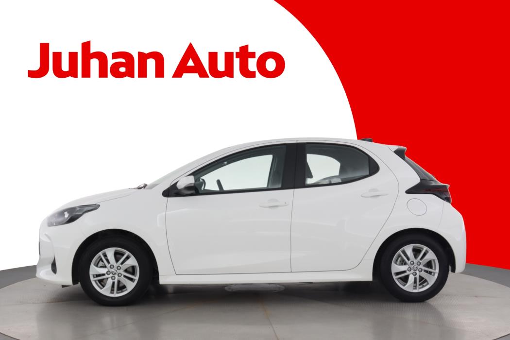 TOYOTA Yaris 2025