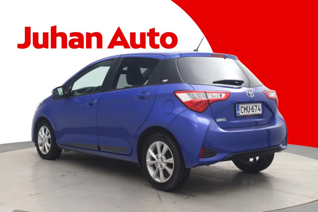 TOYOTA Yaris 2019