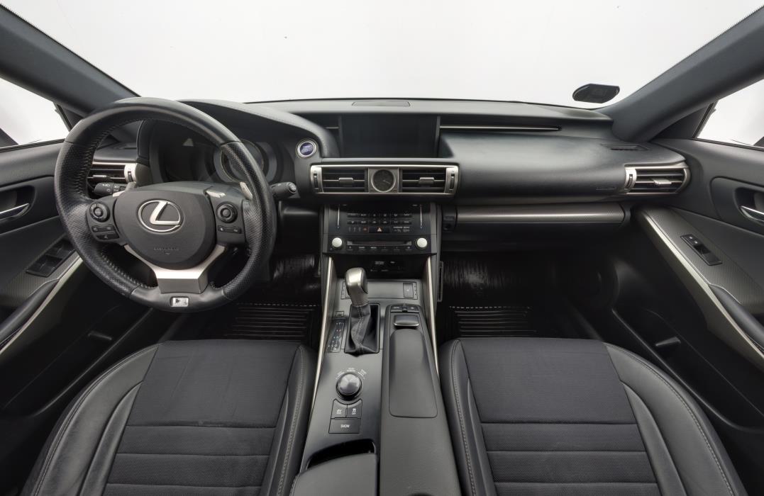 LEXUS IS 2014