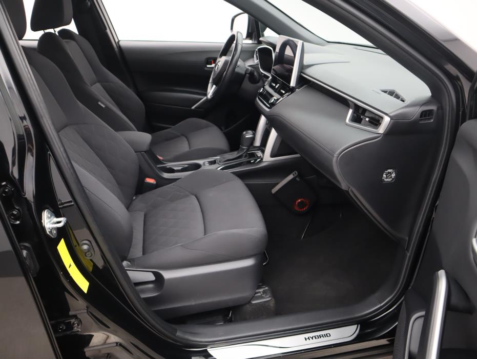 TOYOTA Corolla Cross 2023