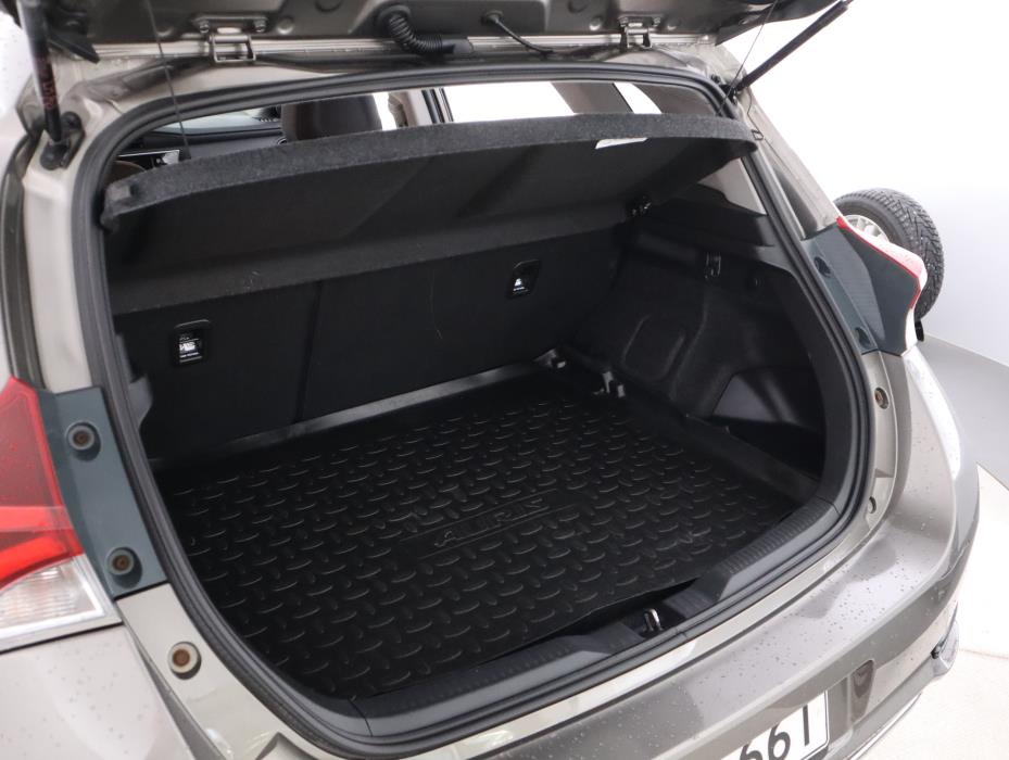 TOYOTA Auris 2018