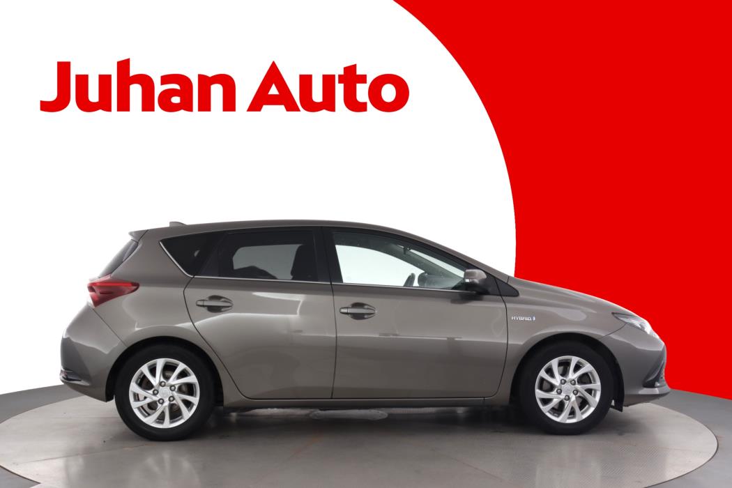 TOYOTA Auris 2018
