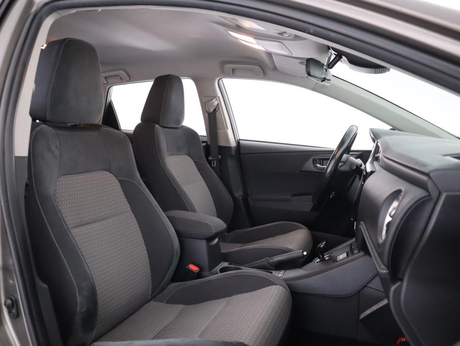 TOYOTA Auris 2018