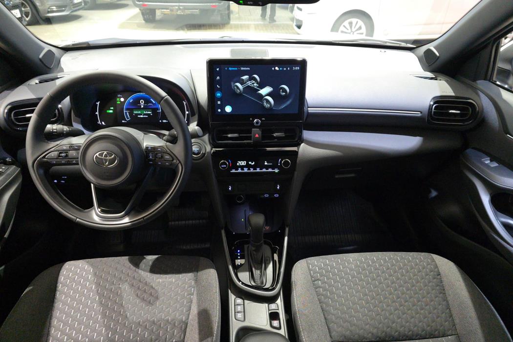 Toyota Yaris Cross 2025