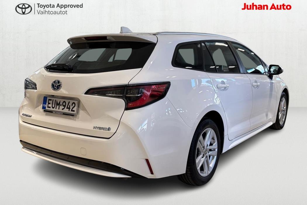 TOYOTA Corolla 2023
