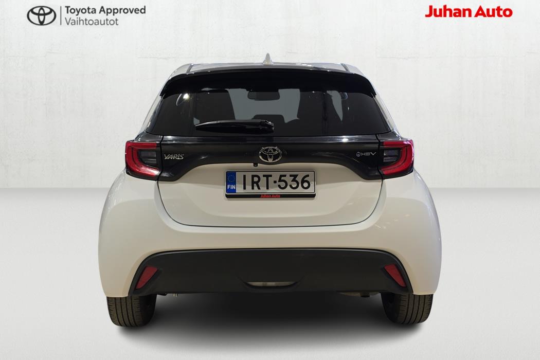 TOYOTA Yaris 2024