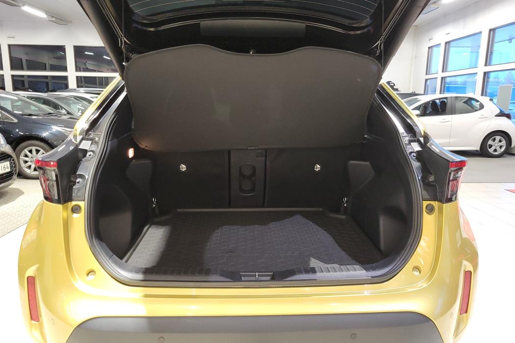 TOYOTA Yaris Cross 2022