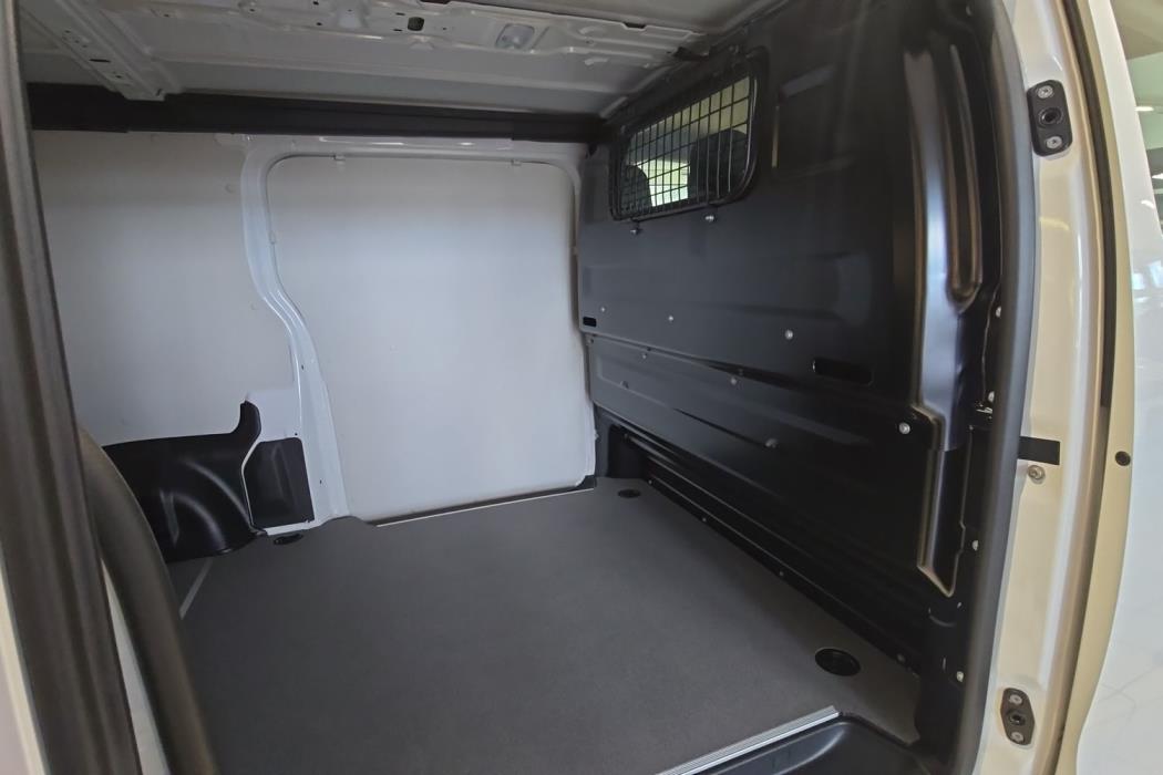 TOYOTA Proace 2025