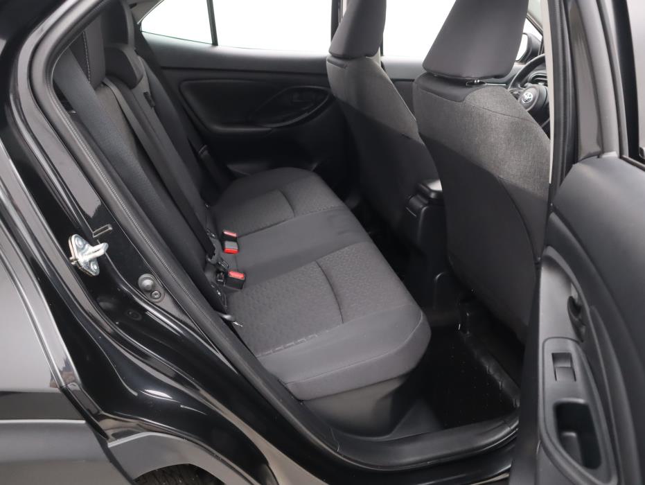 TOYOTA Yaris Cross 2023