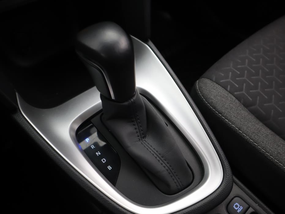 TOYOTA Yaris Cross 2023