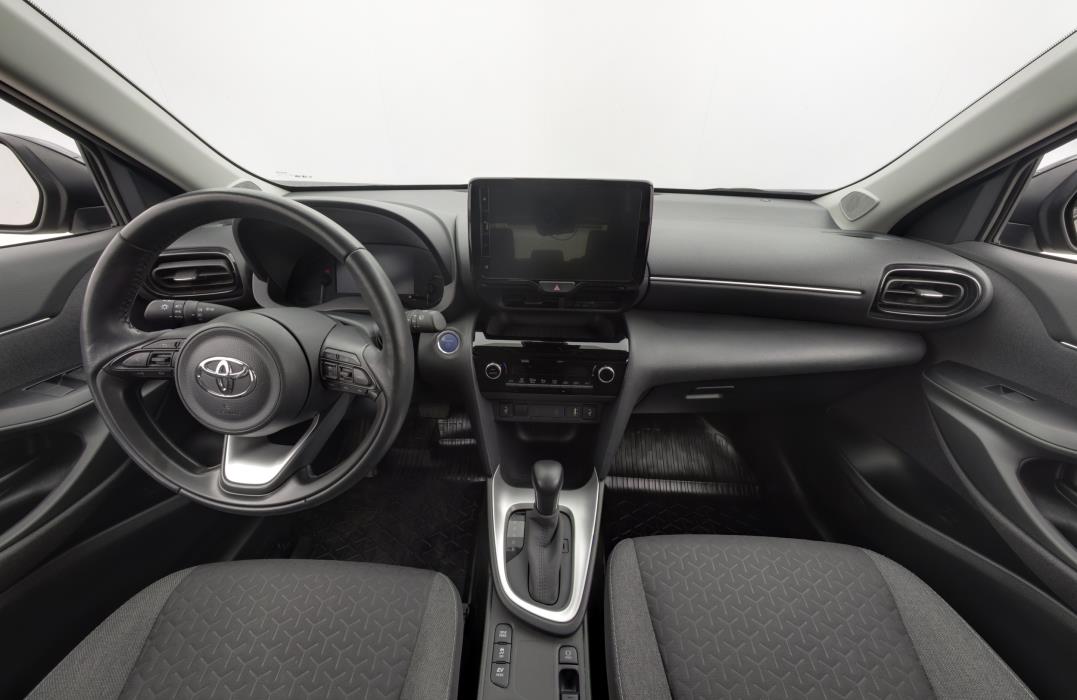 TOYOTA Yaris Cross 2023