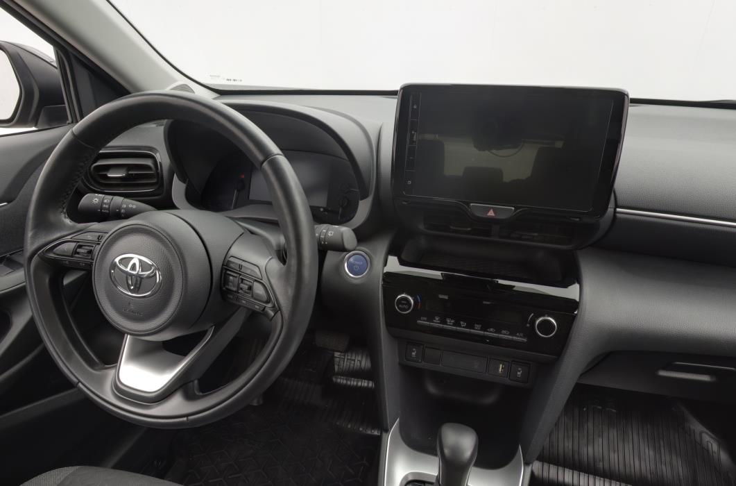 TOYOTA Yaris Cross 2023