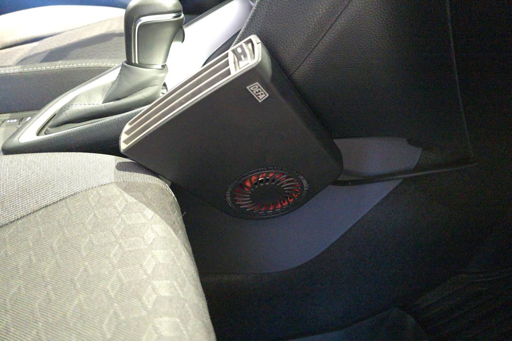 TOYOTA TOYOTA YARIS HYBRID 2023