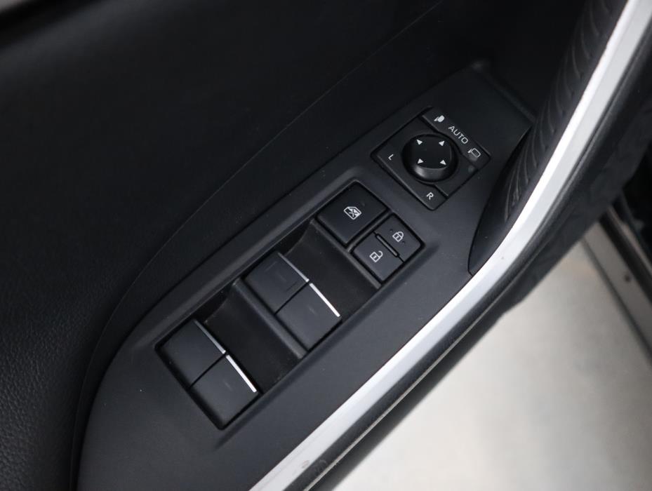 TOYOTA RAV4 Plug-in 2021