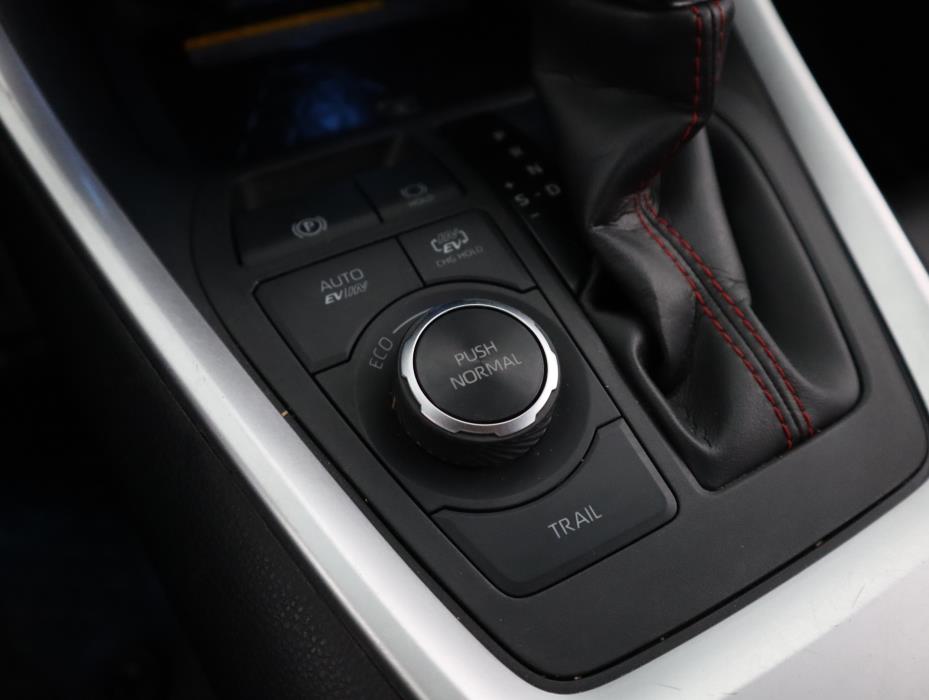 TOYOTA RAV4 Plug-in 2021