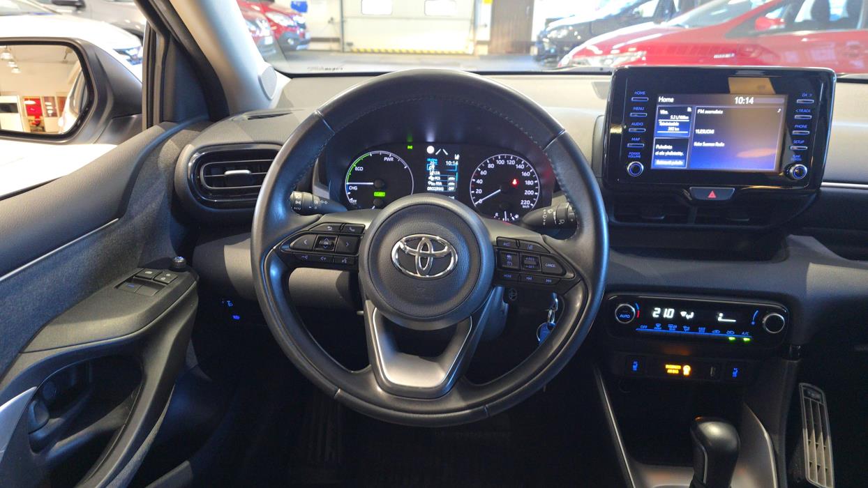 TOYOTA Yaris 2022