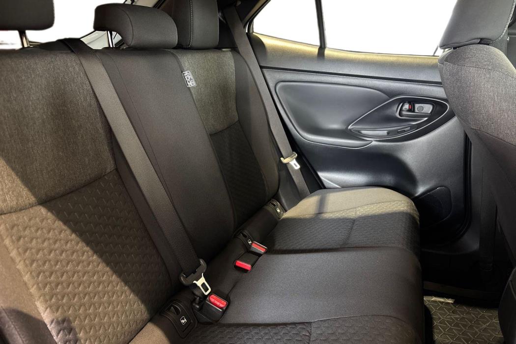 TOYOTA Yaris Cross 2025