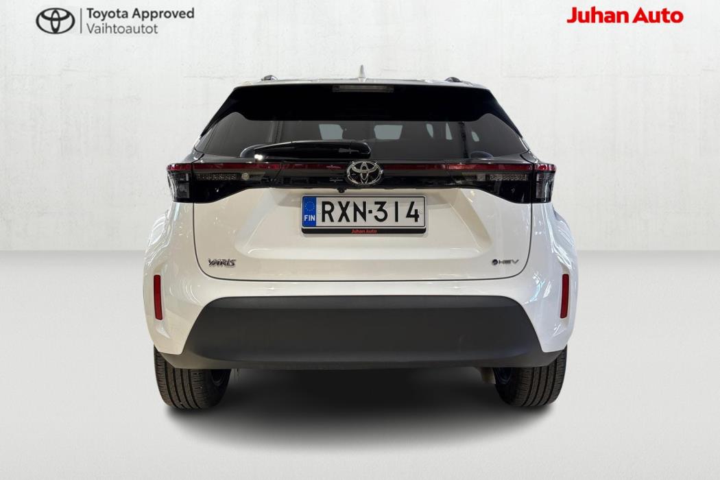 TOYOTA Yaris Cross 2025