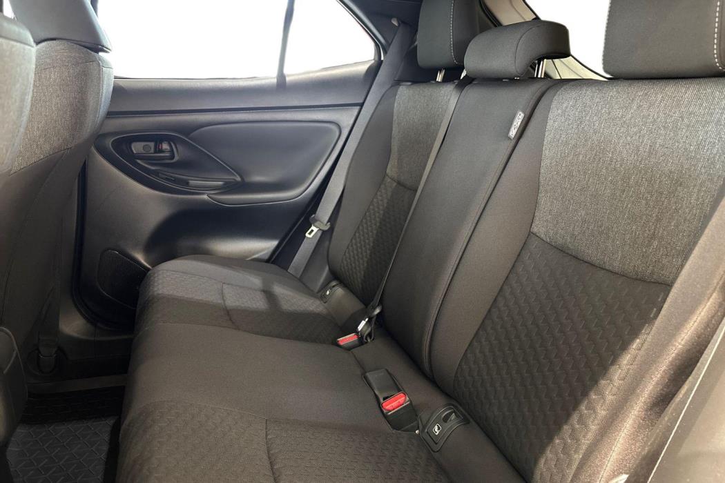 TOYOTA Yaris Cross 2025