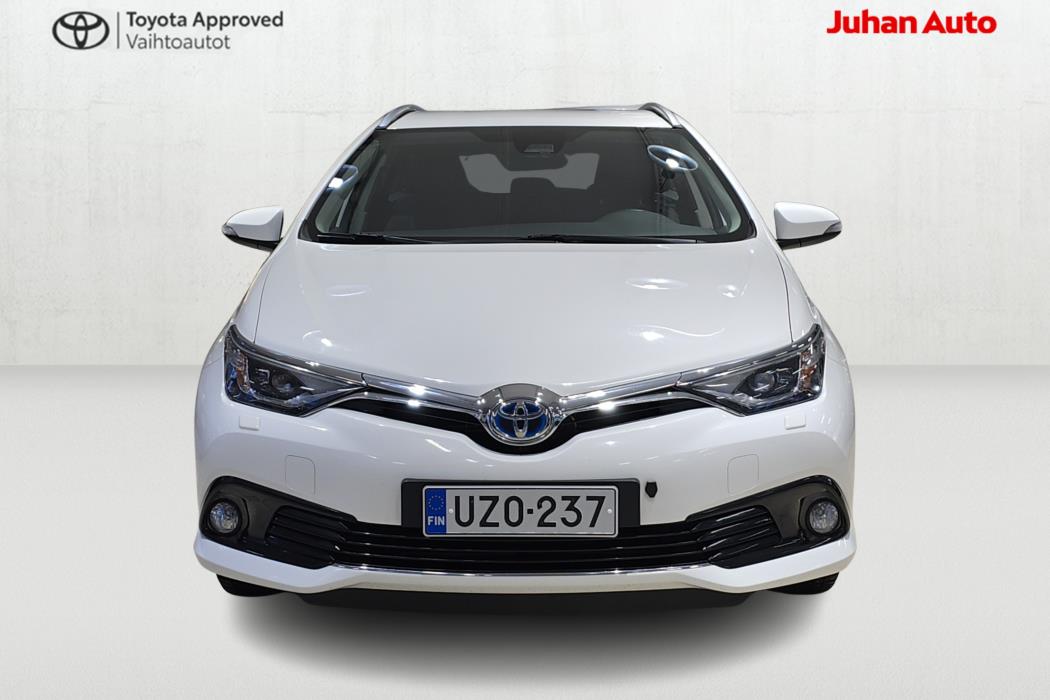 TOYOTA Auris 2017