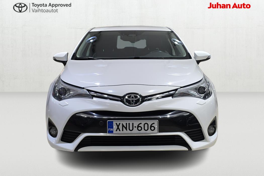 TOYOTA Avensis 2016