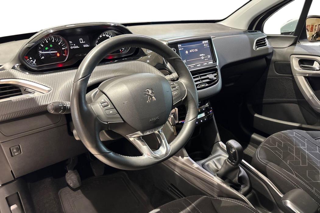 PEUGEOT 2008 2018