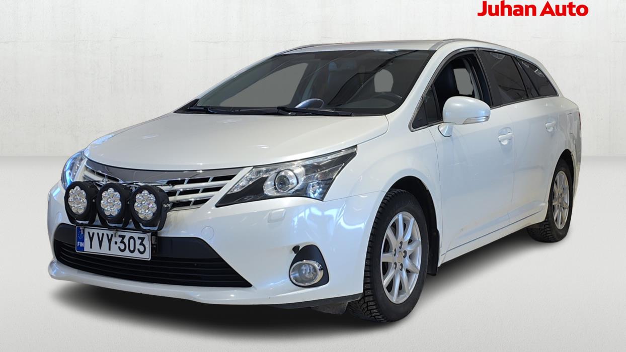 TOYOTA Avensis 2013