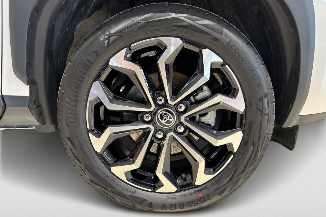 TOYOTA Yaris Cross 2025