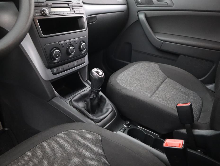 SKODA Yeti 2017