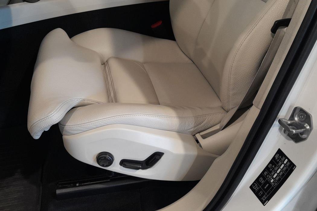 VOLVO XC60 2018